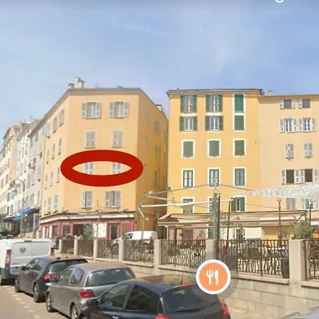 Le Laetitia - De Charme Dans La Vieille Avec Vue Mer * Ajaccio (Corsica)