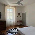 Le Laetitia - De Charme Dans La Vieille Avec Vue Apartamento *