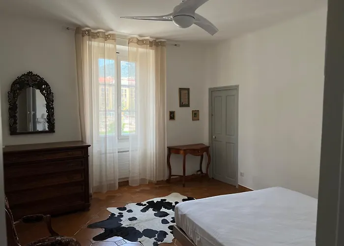 Le Laetitia - De Charme Dans La Vieille Avec Vue Mer Apartment *