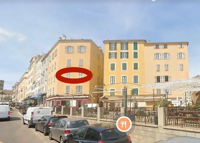 Le Laetitia - De Charme Dans La Vieille Avec Vue Mer * Ajaccio (Corsica)